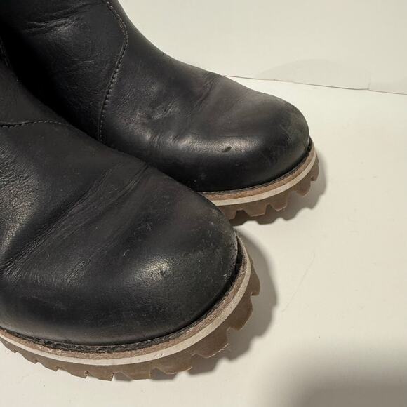 Chaco Women's Fields Chelsea Boots Black Leather 10 - Picture 5 of 9